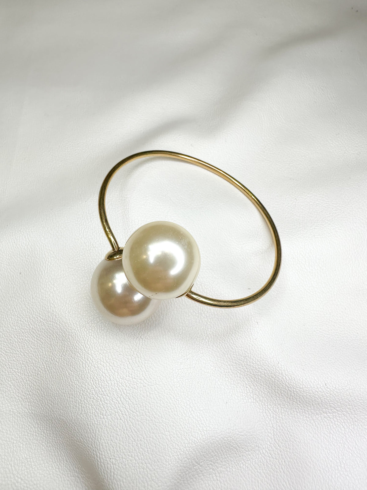 Ατσάλινη χειροπέδα Big Pearls