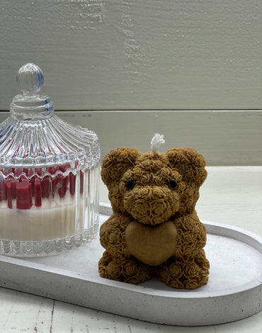 Αρωματικό κερί σόγιας "Rose Bear" – Με άρωμα καραμέλας