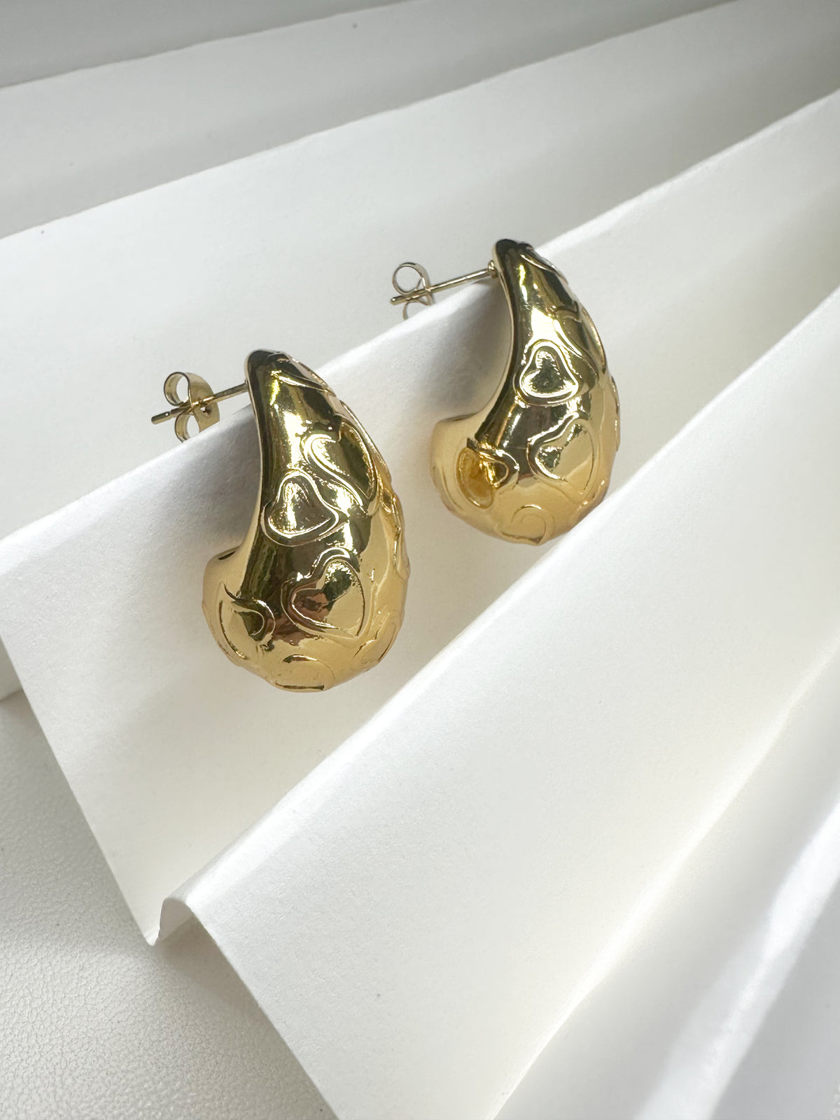 Ατσάλινα σκουλαρίκια Καρδιές Σταγόνες