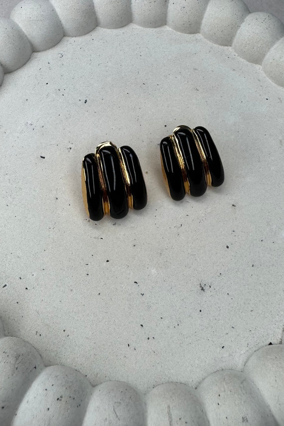 Ατσάλινα σκουλαρίκια καρφωτά χρυσά Grace