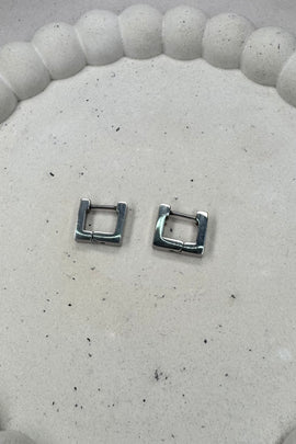 Ατσάλινα σκουλαρίκια κρίκοι τετράγωνοι ασημί