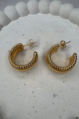 Ατσάλινα σκουλαρίκια καρφωτά χρυσά Jenna