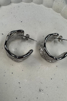 Ατσάλινα σκουλαρίκια κρίκοι Dafne