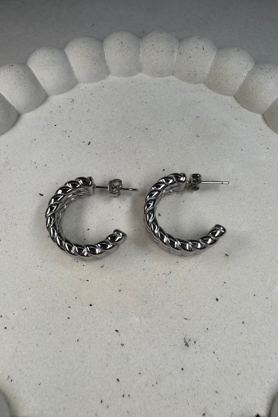 Ατσάλινα σκουλαρίκια καρφωτά ασημί Samantha