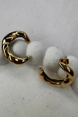 Ατσάλινα σκουλαρίκια καρφωτά Croissant