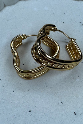 Ατσάλινα χρυσά σκουλαρίκια κρίκοι καρδιές με πλέξιμο