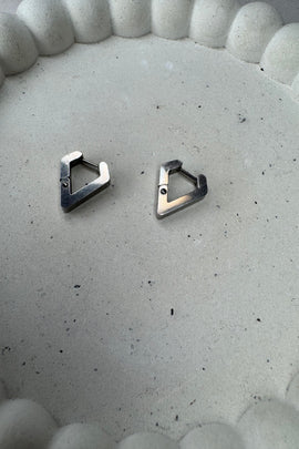 Ατσάλινα σκουλαρίκια κρίκοι V Basic 1,4*1,6εκ