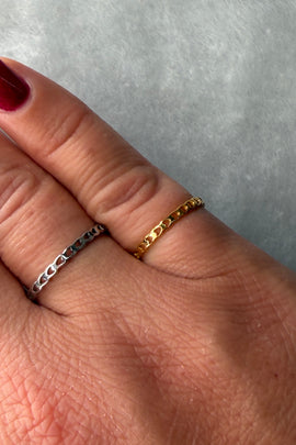 Ατσάλινο Δαχτυλίδι βεράκι με καρδιές