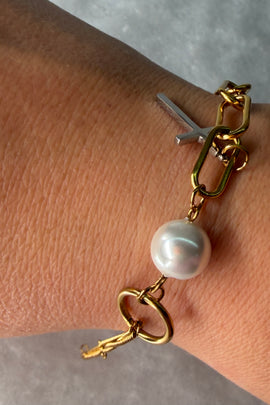 Ατσάλινo βραχιόλι με σταυρό και πέρλα