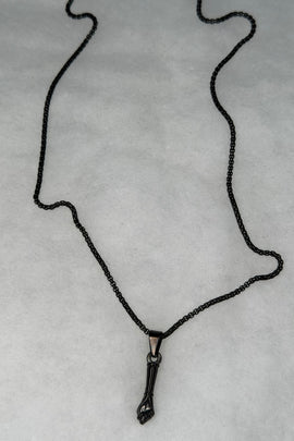 Ατσάλινο κολιέ μαύρο με χέρι