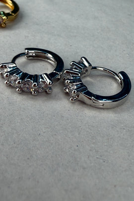 Ορειχάλκινα σκουλαρίκια κρίκοι με τέσσερα κρύσταλλα