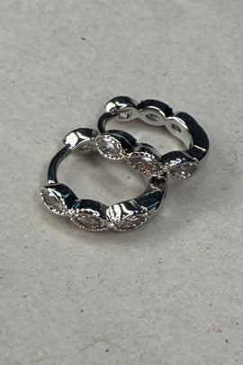 Ορειχάλκινα σκουλαρίκια κρίκοι ασημί με κρύσταλλα σταγόνα